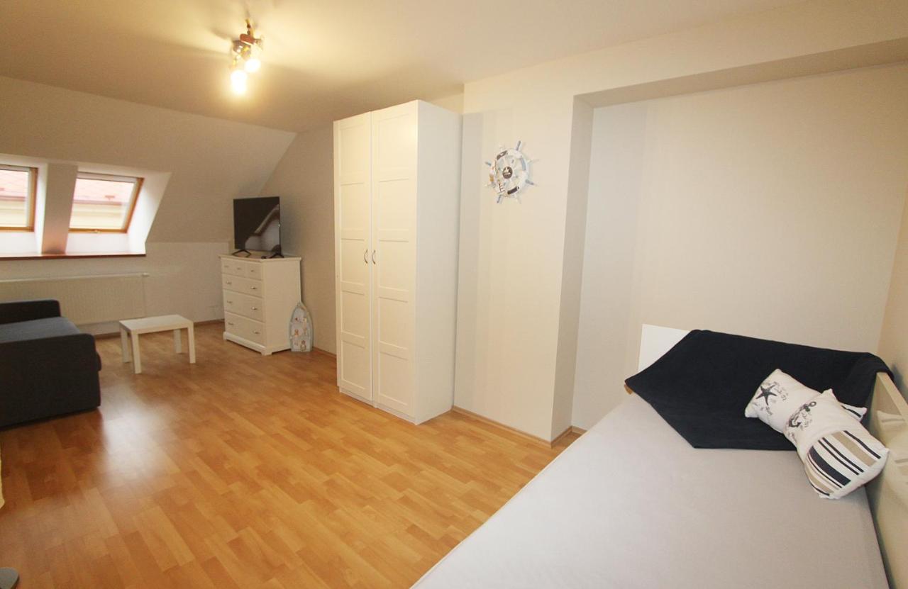 Apartman U Krale - 3 Йичин Экстерьер фото